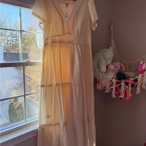 Elegant Cream Maxi Dress